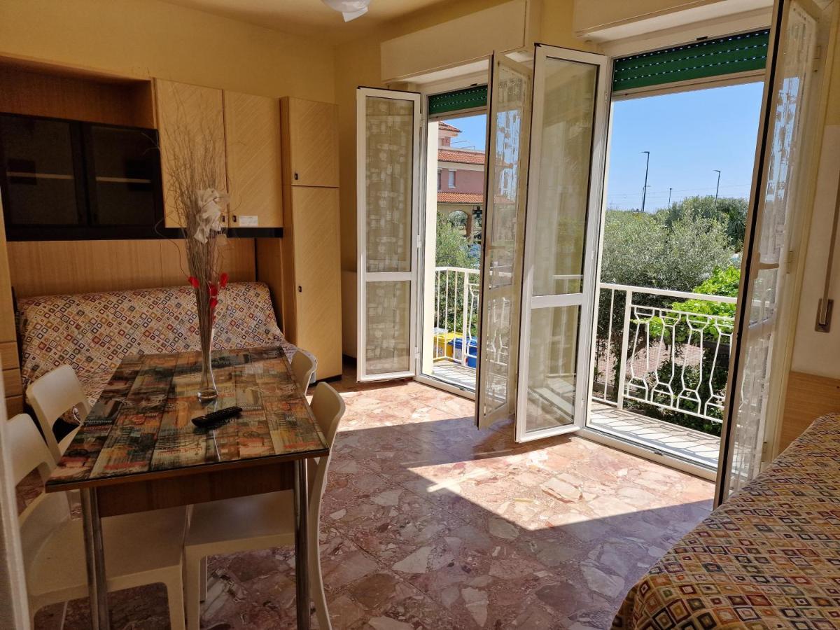 Ligure Residence Borgio Verezzi Kültér fotó